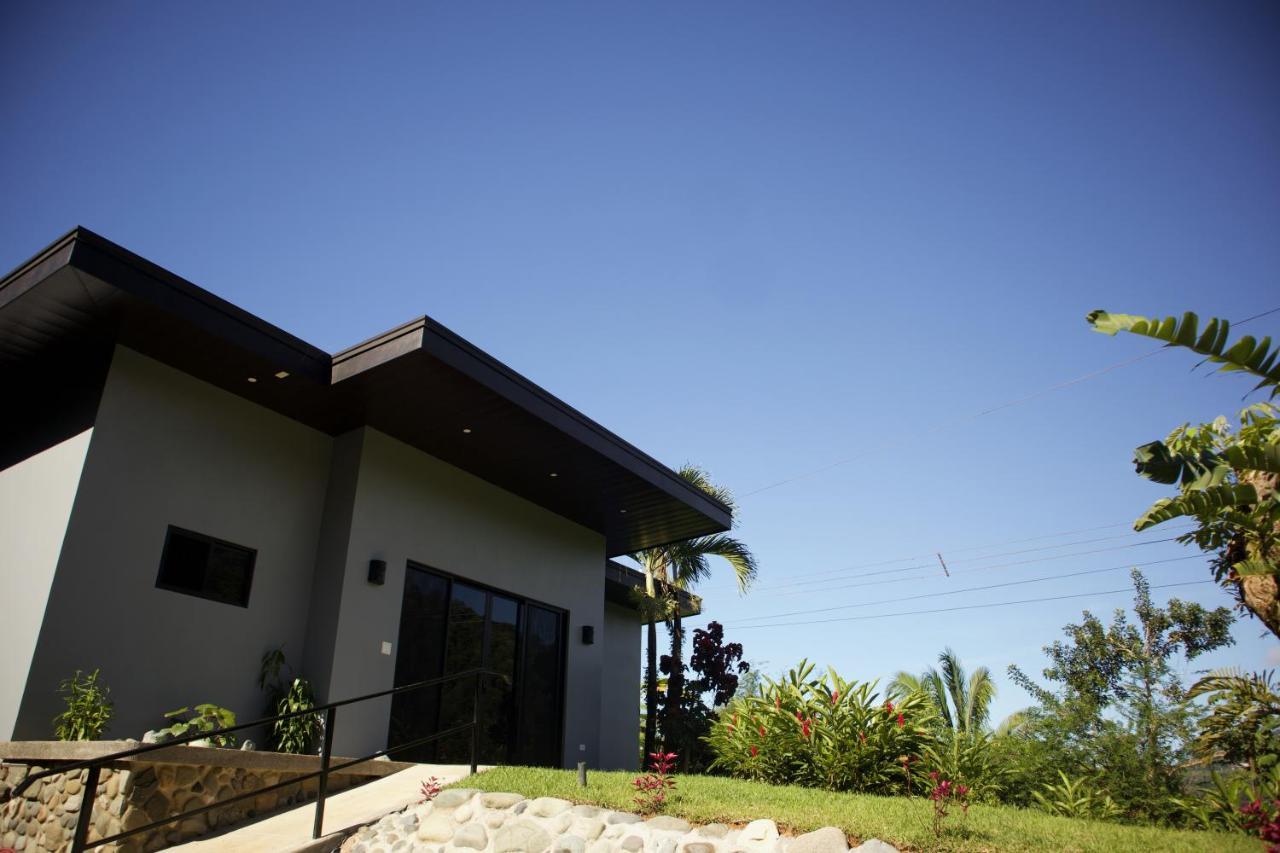 Jungle Home With King Beds -5 Minutes From The Beach Увита Екстериор снимка